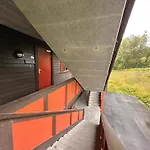 Apartamento With Garage, Views, In And Out