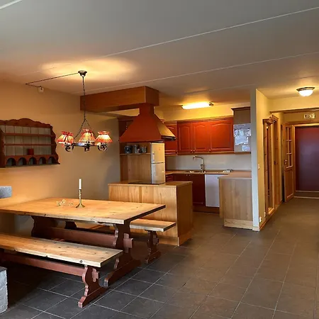 With Garage, Views, In And Out Apartman