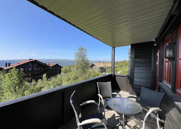 With Garage, Views, In And Out 아파트
